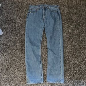 Men’s Levi 501s